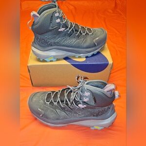 HOKA Kaha 2 Gore-Tex Hiking Boots sz9.5 Womens  New W/Out Tag No Box